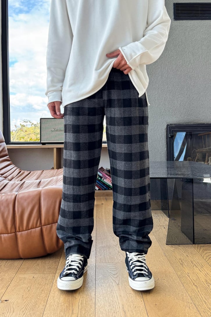 Bel Lastikli Ekose Model Eşofman Altı