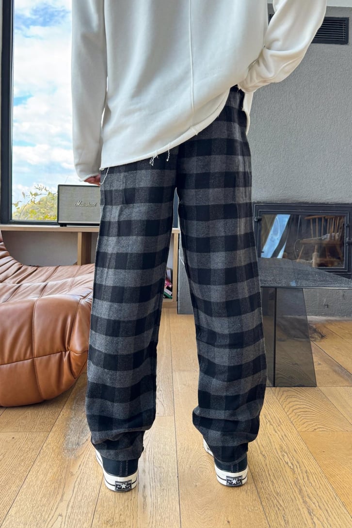 Bel Lastikli Ekose Model Eşofman Altı