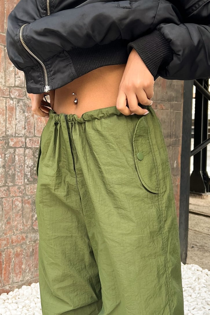 Bel Lastikli Krem Baggy Pantolon