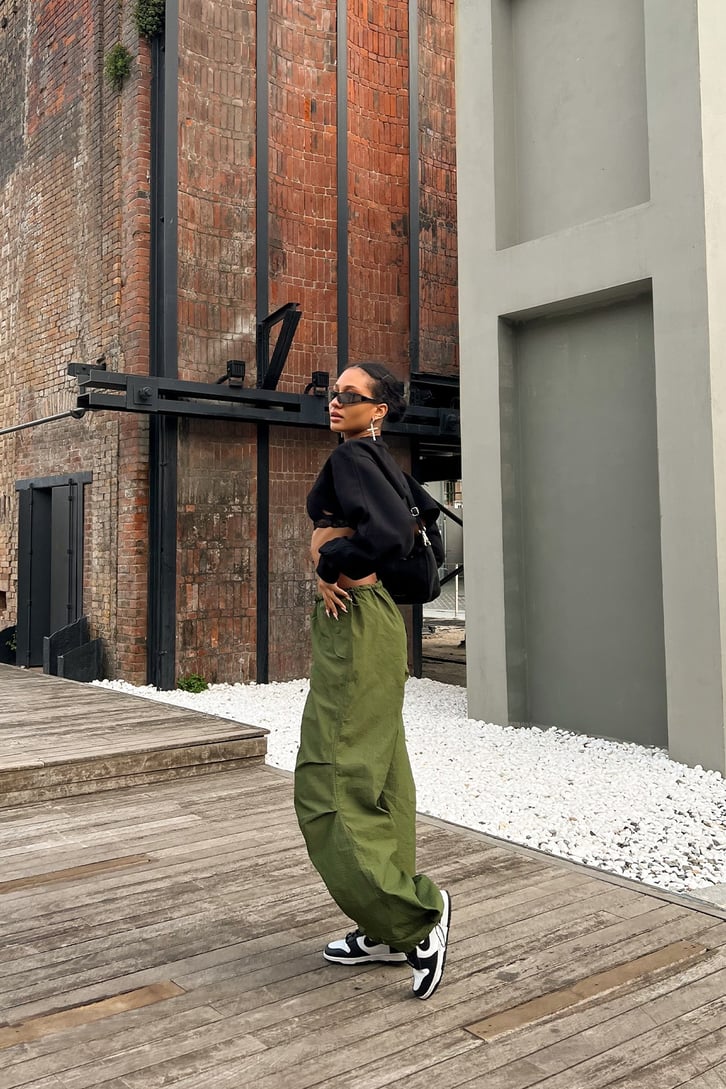 Bel Lastikli Krem Baggy Pantolon