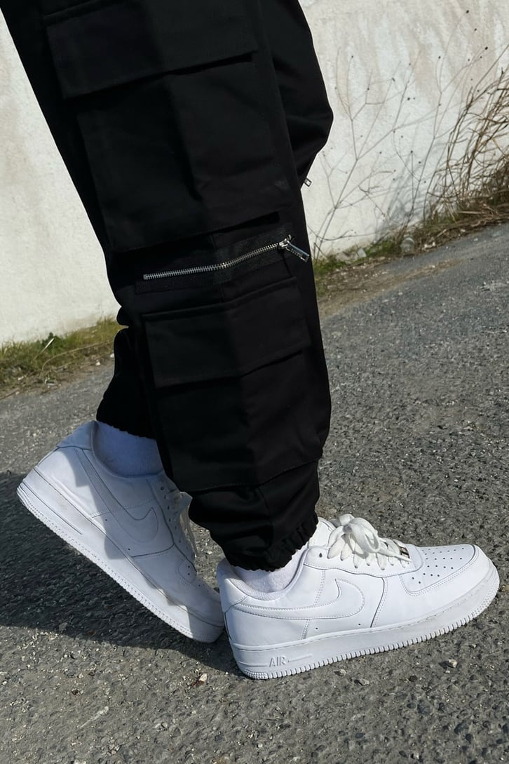 Bel Lastikli Zip Detay Siyah Jogger Pantolon