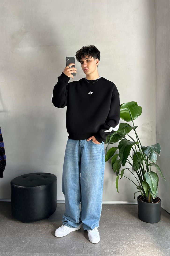 Biye Geçişli Bisiklet Yaka Sweatshirt