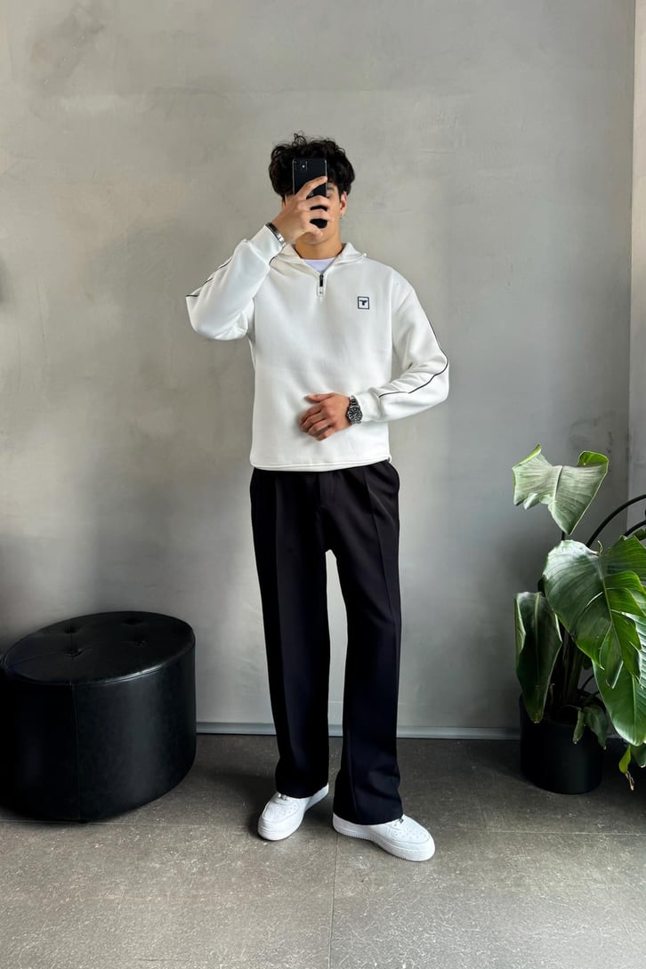 Biyeli Fermuarlı Polo Yaka Sweatshirt