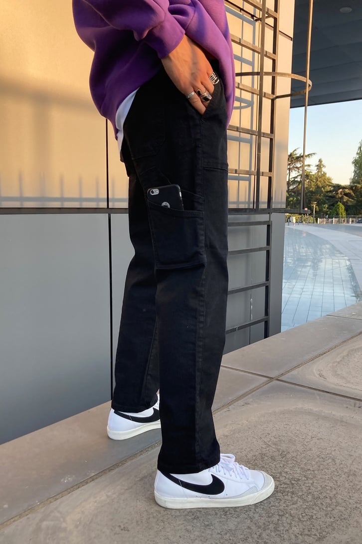 Black Cargo Pocket Baggy Jean