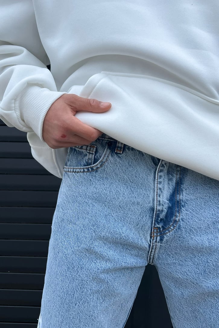 Bone Nakışlı Buz Mavi Regular Fit Jean