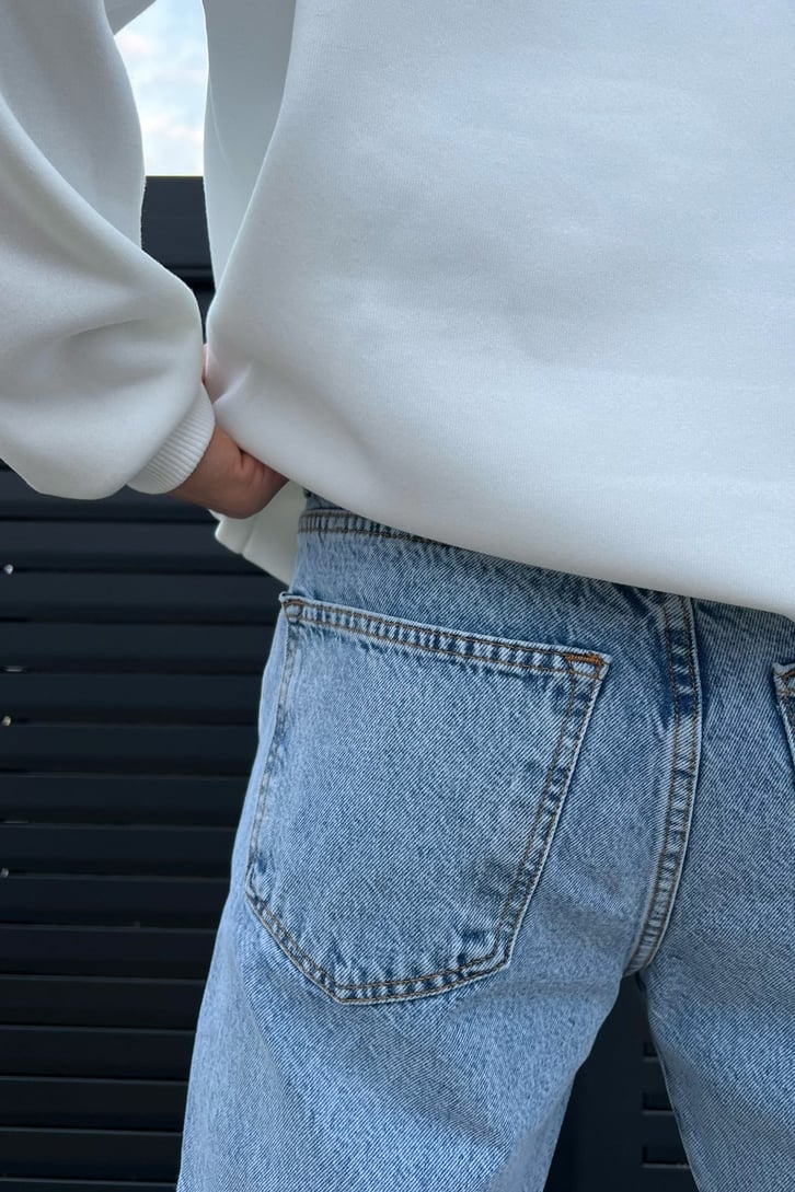 Bone Nakışlı Buz Mavi Regular Fit Jean