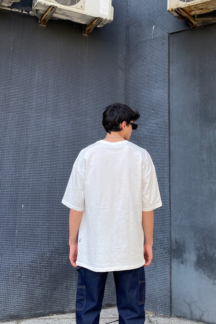 Born Be Again Oversize Beyaz Tshirt