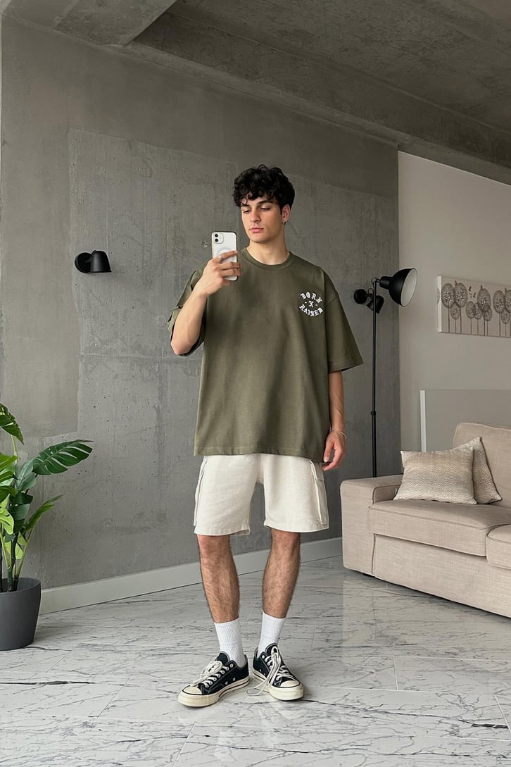 Born Raesed Baskılı Haki Oversize Tişört