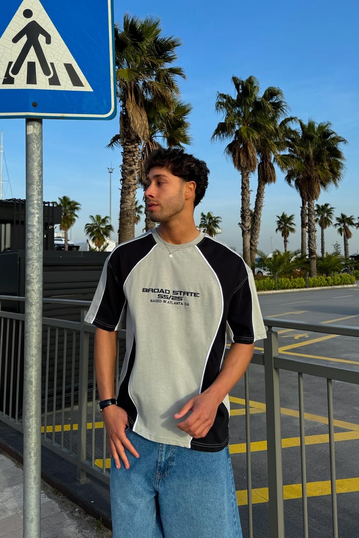 Broad State Nakışlı Tişört