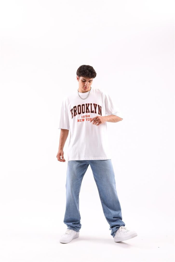 Brooklyn Baskılı Beyaz Oversize Tshirt
