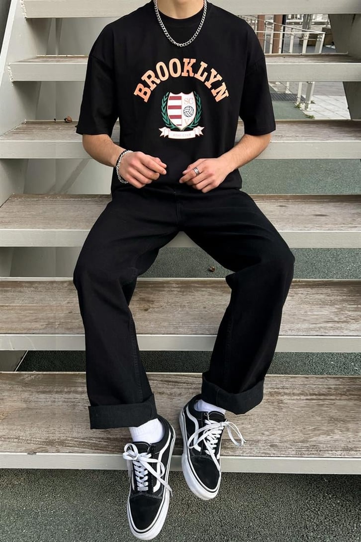Brooklyn Baskılı Siyah Oversize Tişört