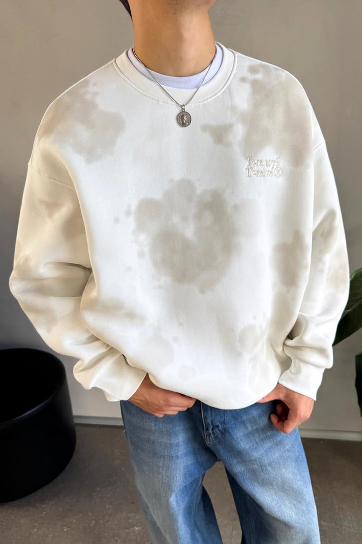 Bulut Desenli Oversize Sweatshirt