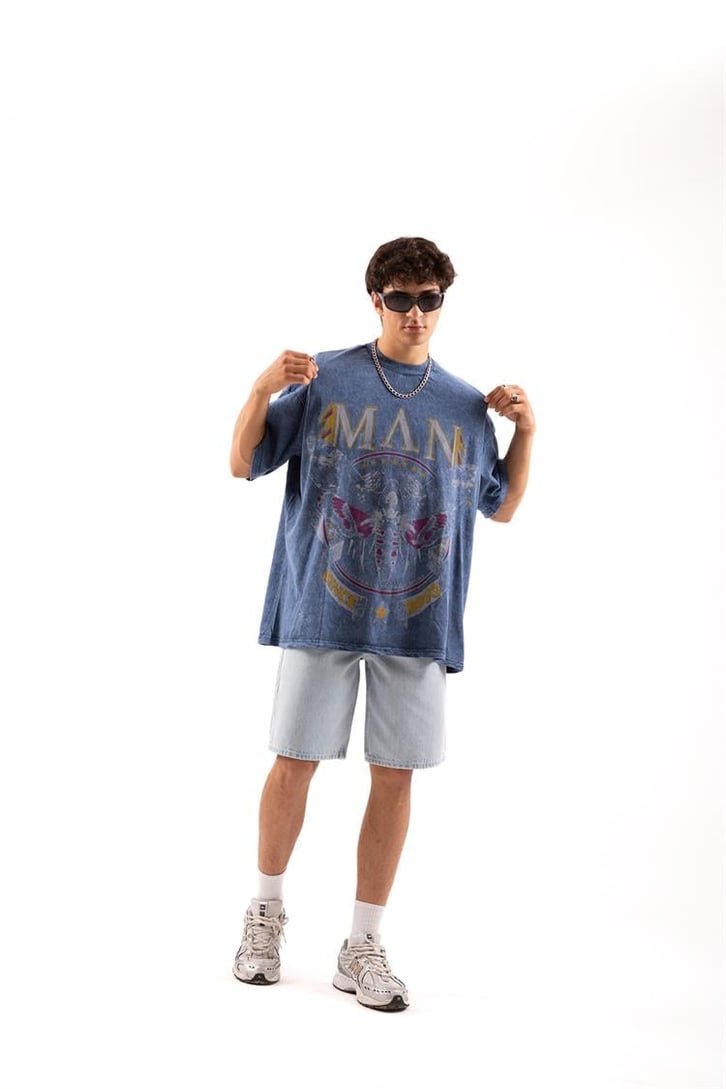 Butterfly Baskılı Mavi Acid Wash Oversize Tişört