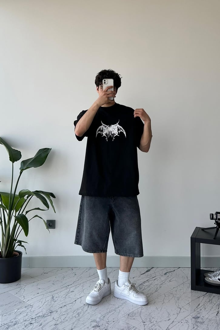 Butterfly Baskılı Siyah Oversize Tişört