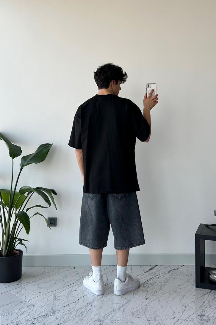 Butterfly Baskılı Siyah Oversize Tişört