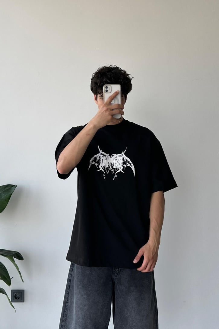 Butterfly Baskılı Siyah Oversize Tişört