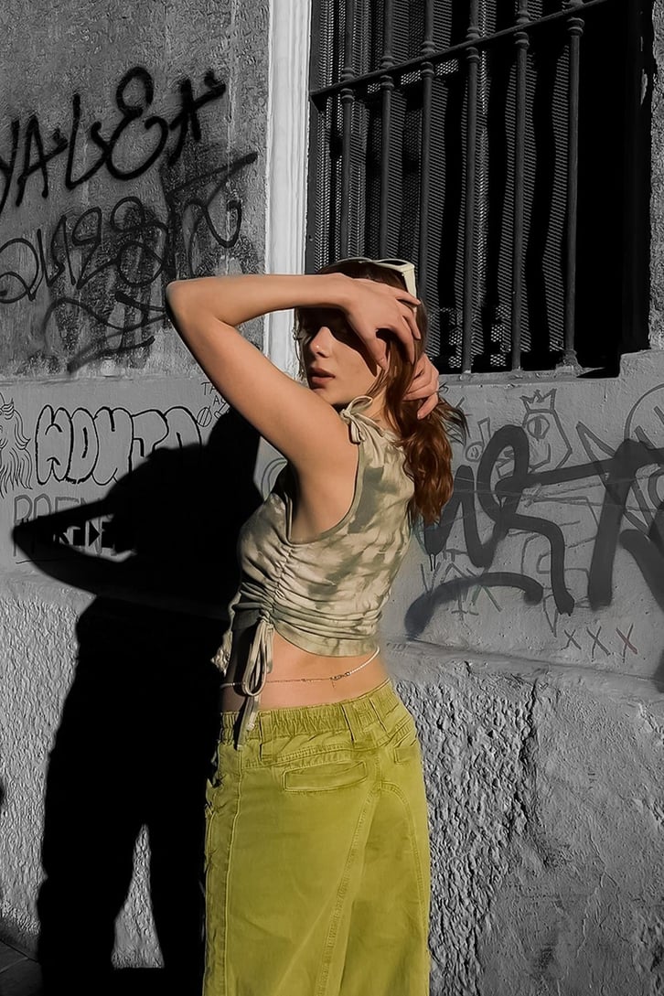 Büzgülü Batik Desen Crop