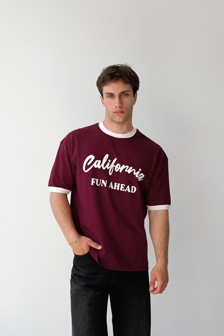 California Baskılı Tişört