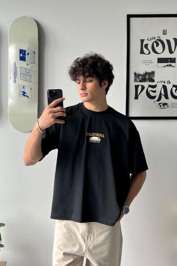 California Nakışlı Oversize Tişört