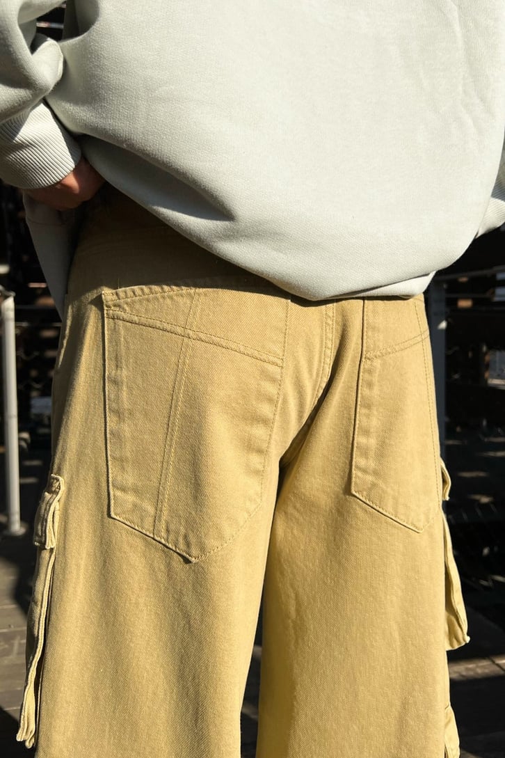 Cargo Pocket Camel Baggy Jean