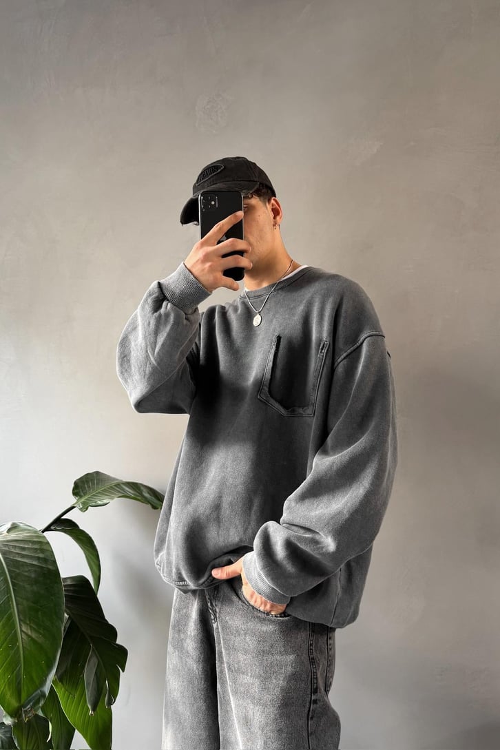 Cep Detay Bisiklet Yaka Sweatshirt