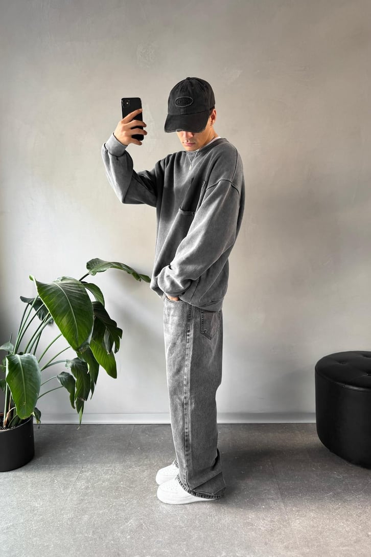 Cep Detay Bisiklet Yaka Sweatshirt