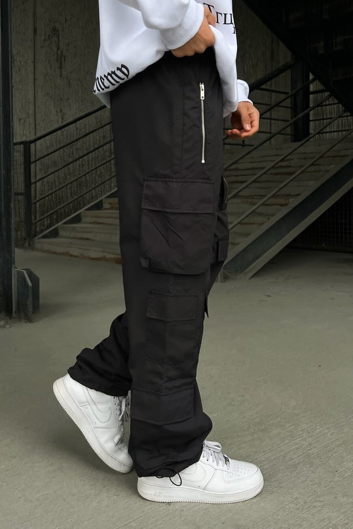 Cep Detay Zipper Siyah Pantolon