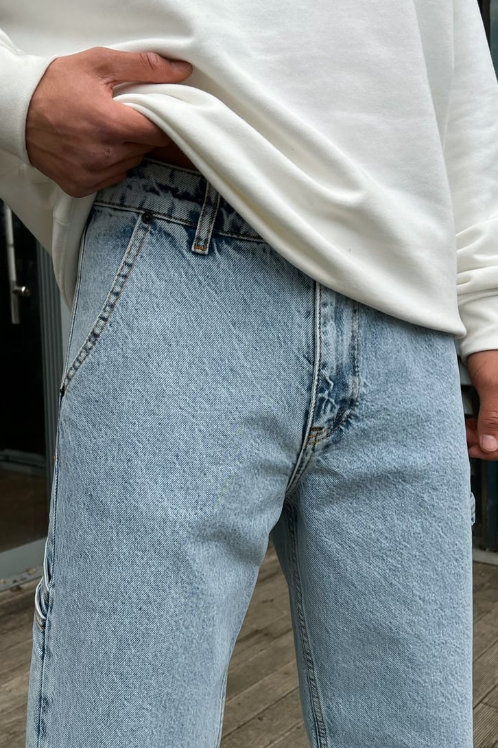 Cep Detaylı Buz Mavi Baggy Jean