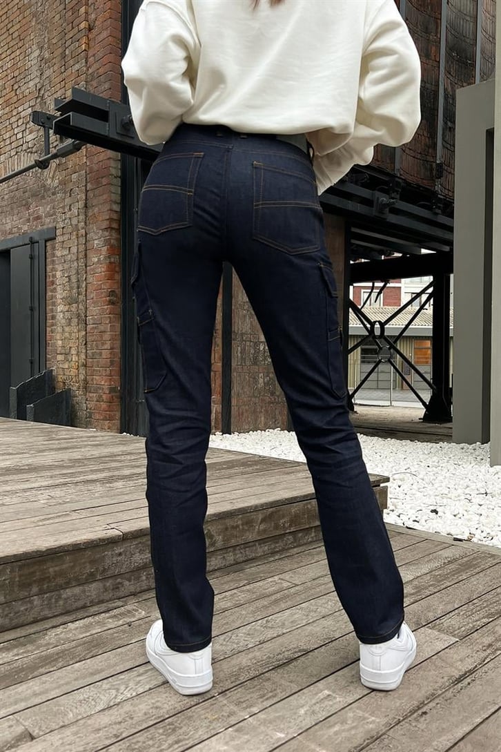Cep Detaylı Lacivert Regular Fit Jean