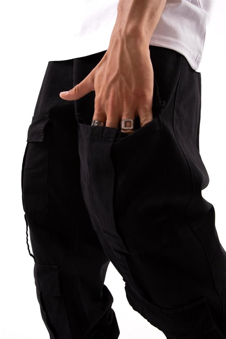 Cep Detaylı Siyah Baggy Pantolon