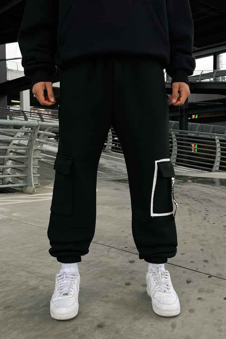 Cep Detaylı Siyah Jogger Fit Eşofman