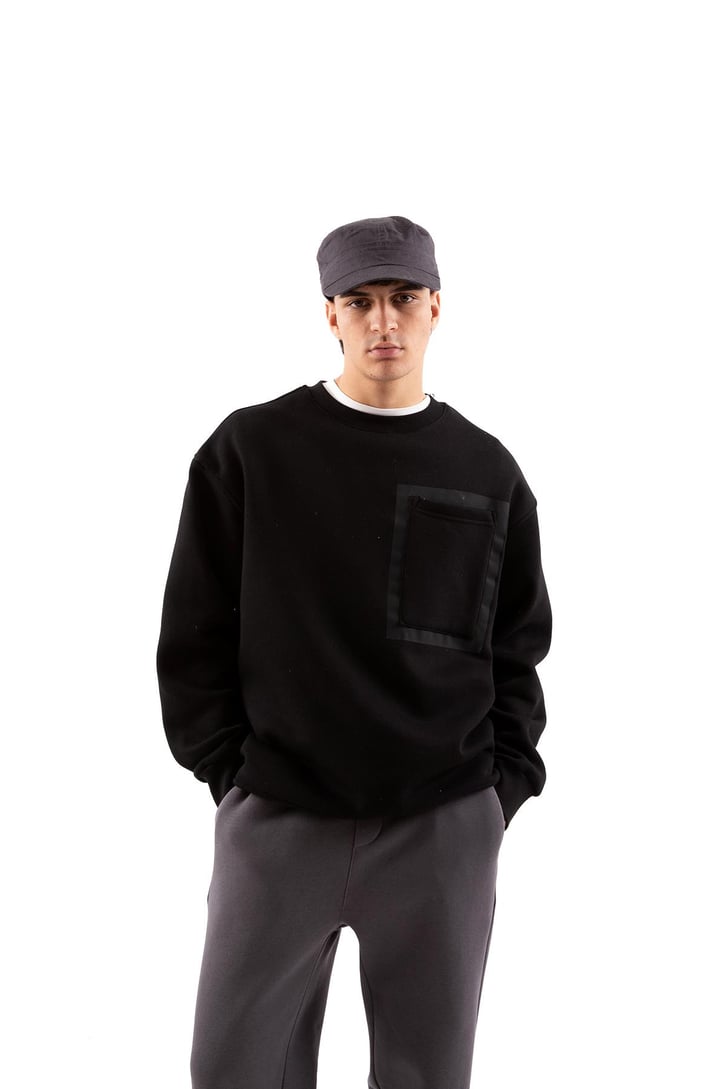 Cep Detaylı Siyah Oversize Sweatshirt