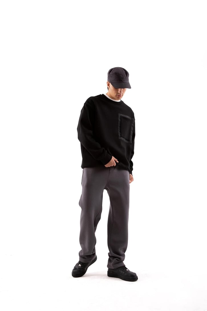 Cep Detaylı Siyah Oversize Sweatshirt