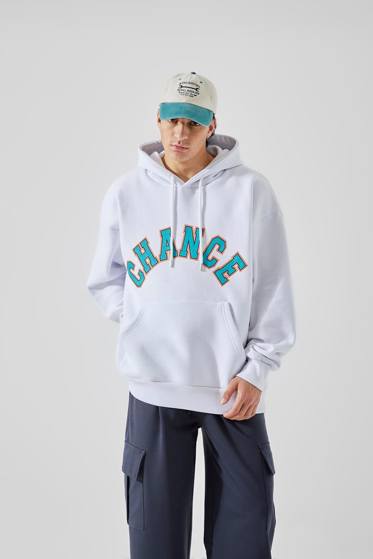 Change Baskılı Beyaz Oversize Sweatshirt