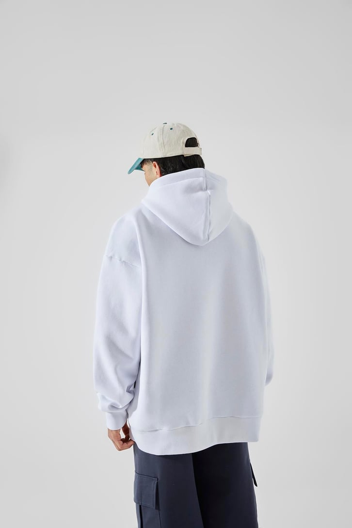 Change Baskılı Beyaz Oversize Sweatshirt
