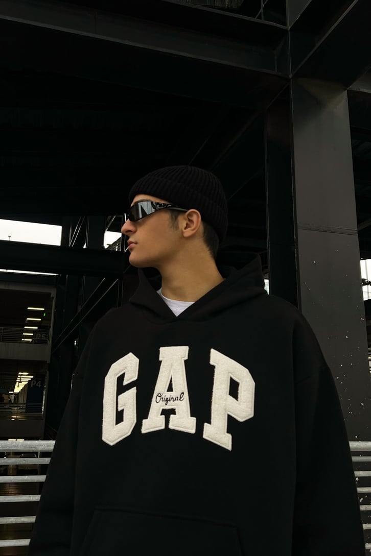 Chest Logo Nakışlı Oversize Hoodie