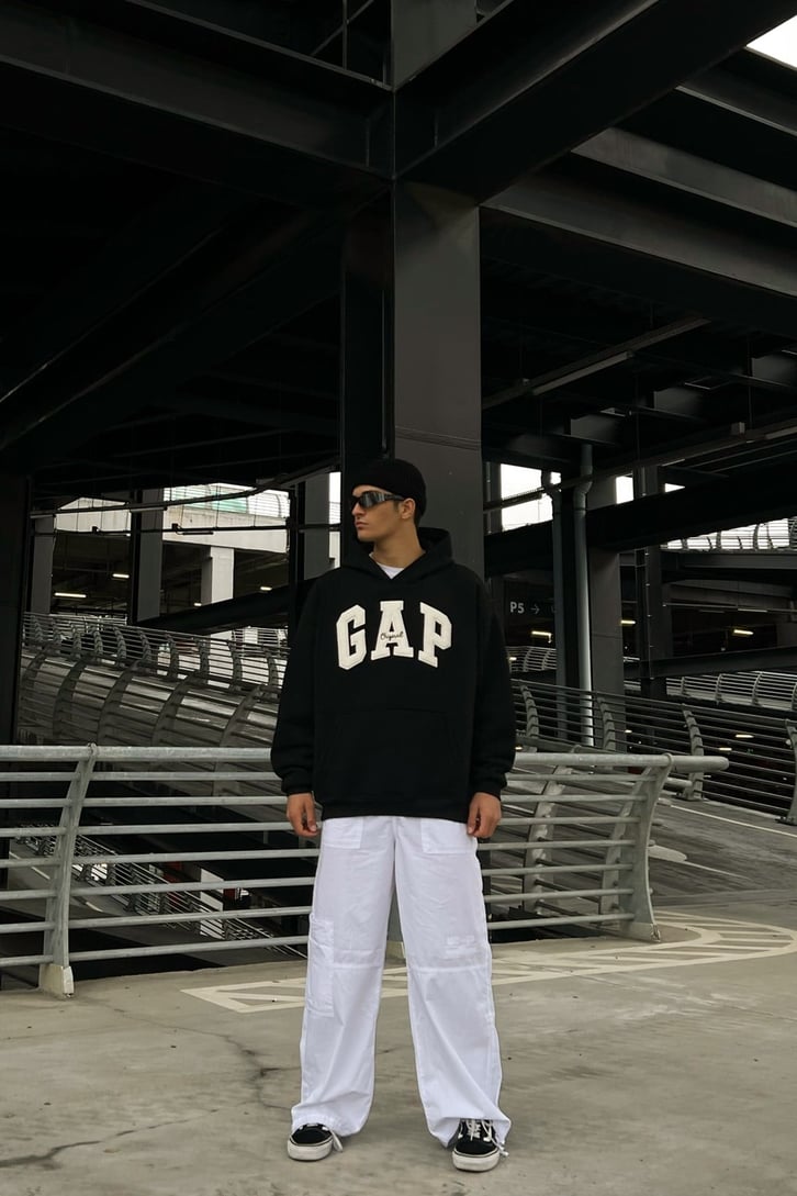 Chest Logo Nakışlı Oversize Hoodie