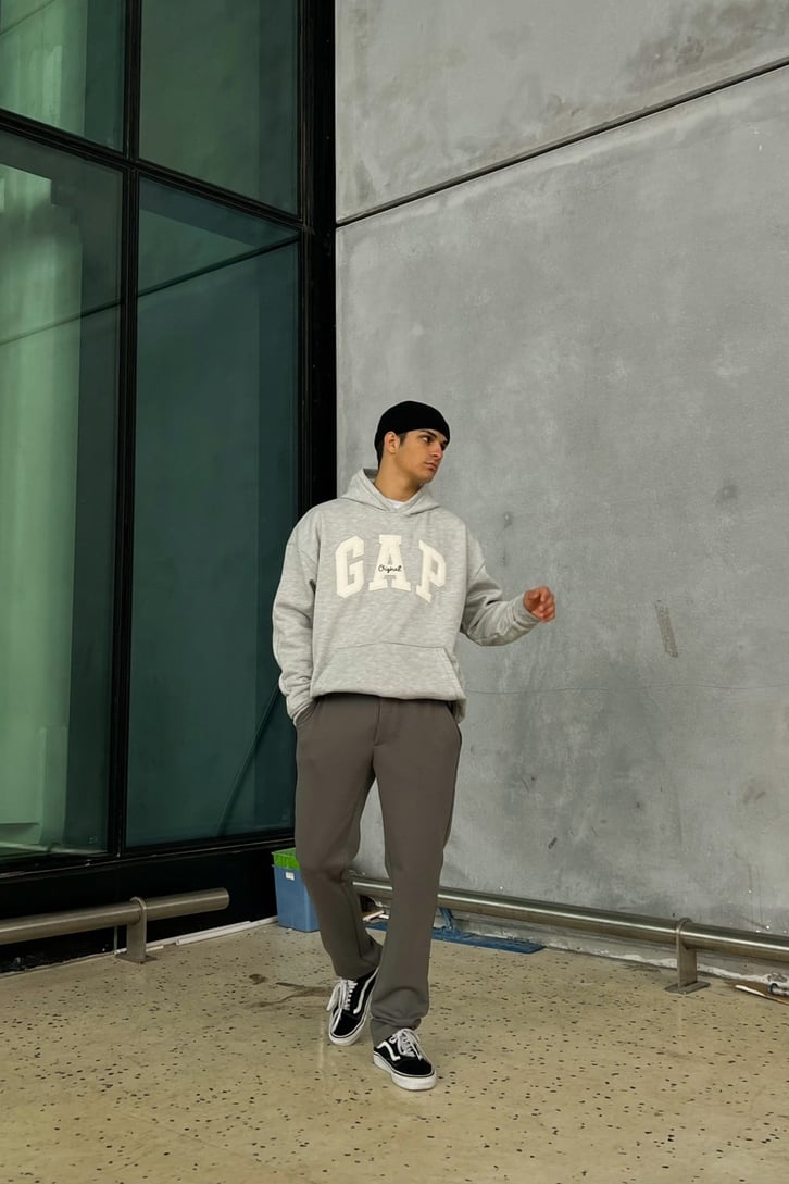 Chest Logo Nakışlı Oversize Hoodie