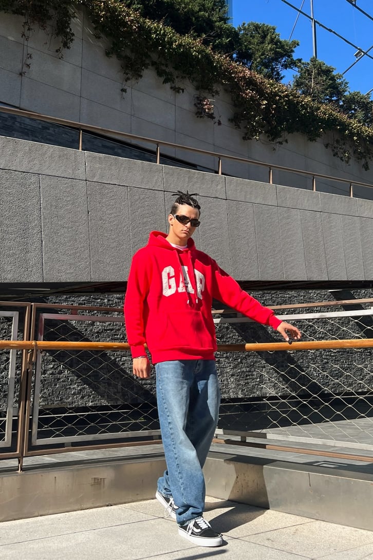 Chest Nakışlı Kırmızı Oversize Sweatshirt