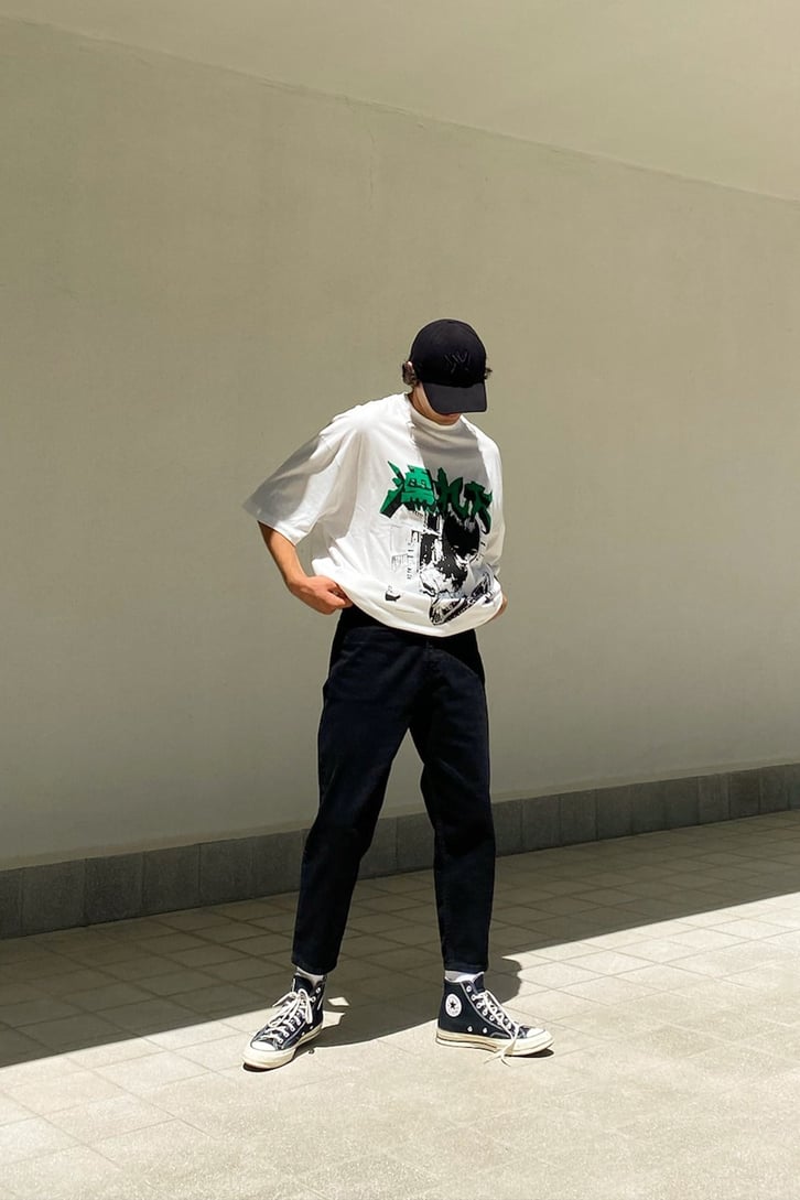 Chinese Letter Baskılı Ekru Oversize Tshirt