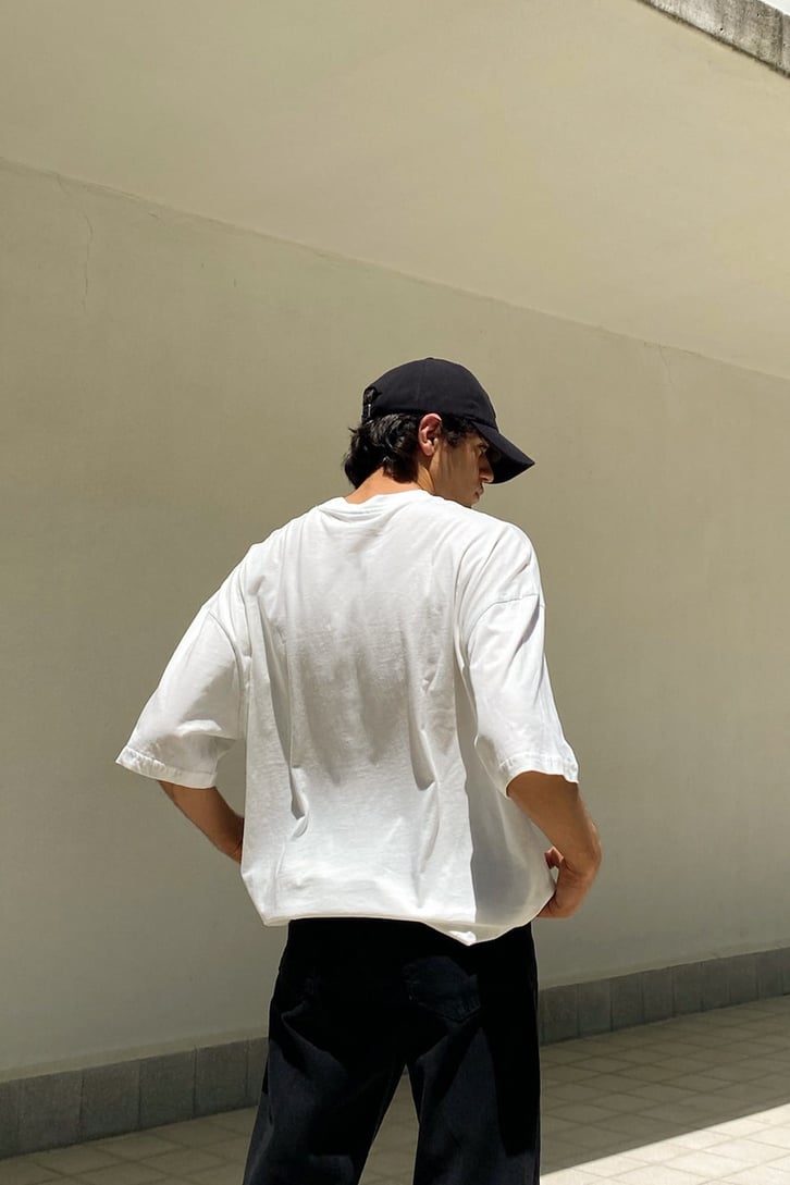 Chinese Letter Baskılı Ekru Oversize Tshirt