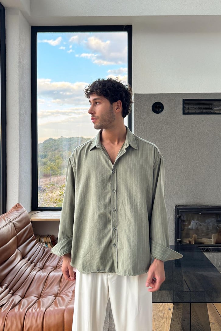 Çift Çizgili Oversize Gömlek