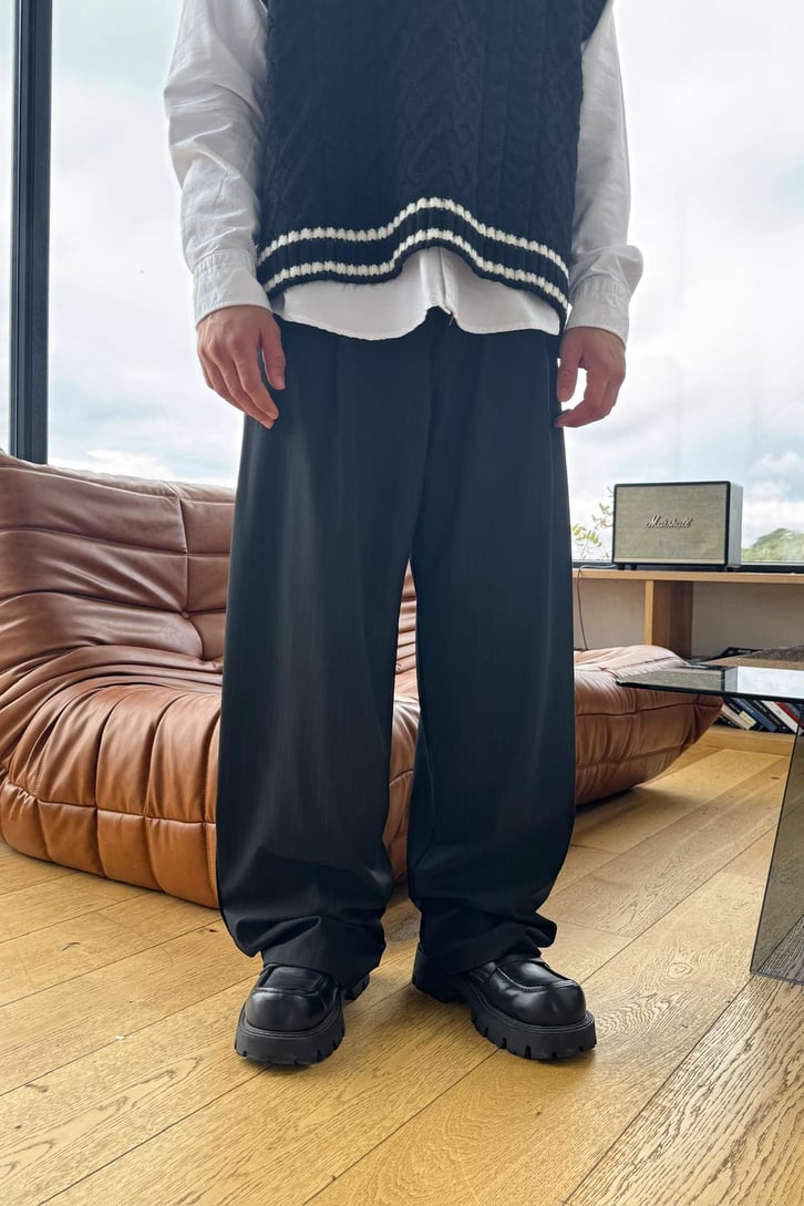 Çizgili Ekstra Baggy Kumaş Pantolon