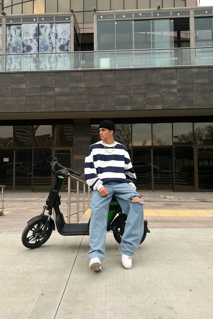 Çizgili Lacivert Oversize Sweatshirt