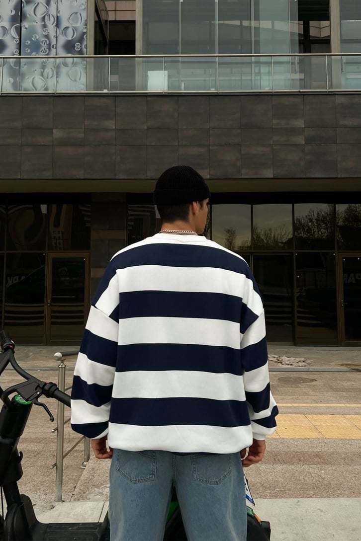 Çizgili Lacivert Oversize Sweatshirt