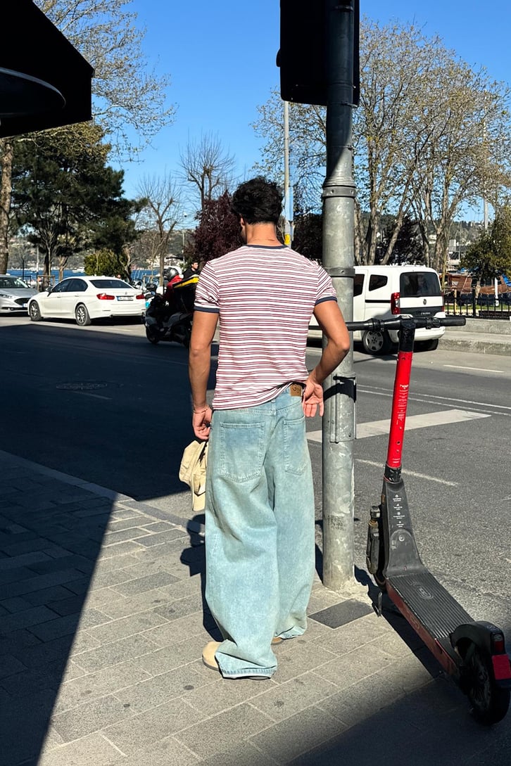 Çizgili Old Money Tişört