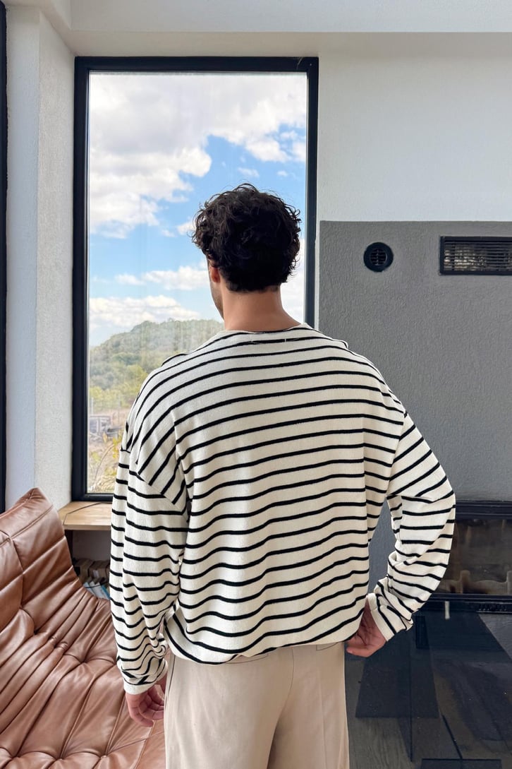 Çizgili Yırtık Model Sweat