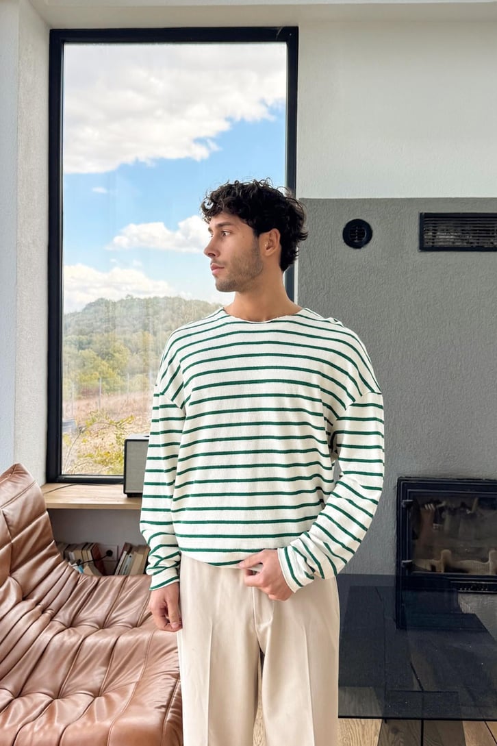 Çizgili Yırtık Model Sweat