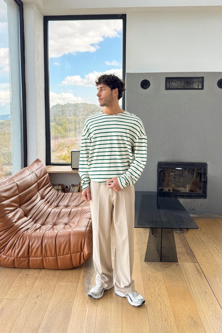 Çizgili Yırtık Model Sweat