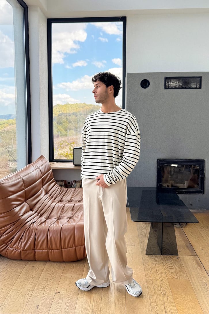 Çizgili Yırtık Model Sweat